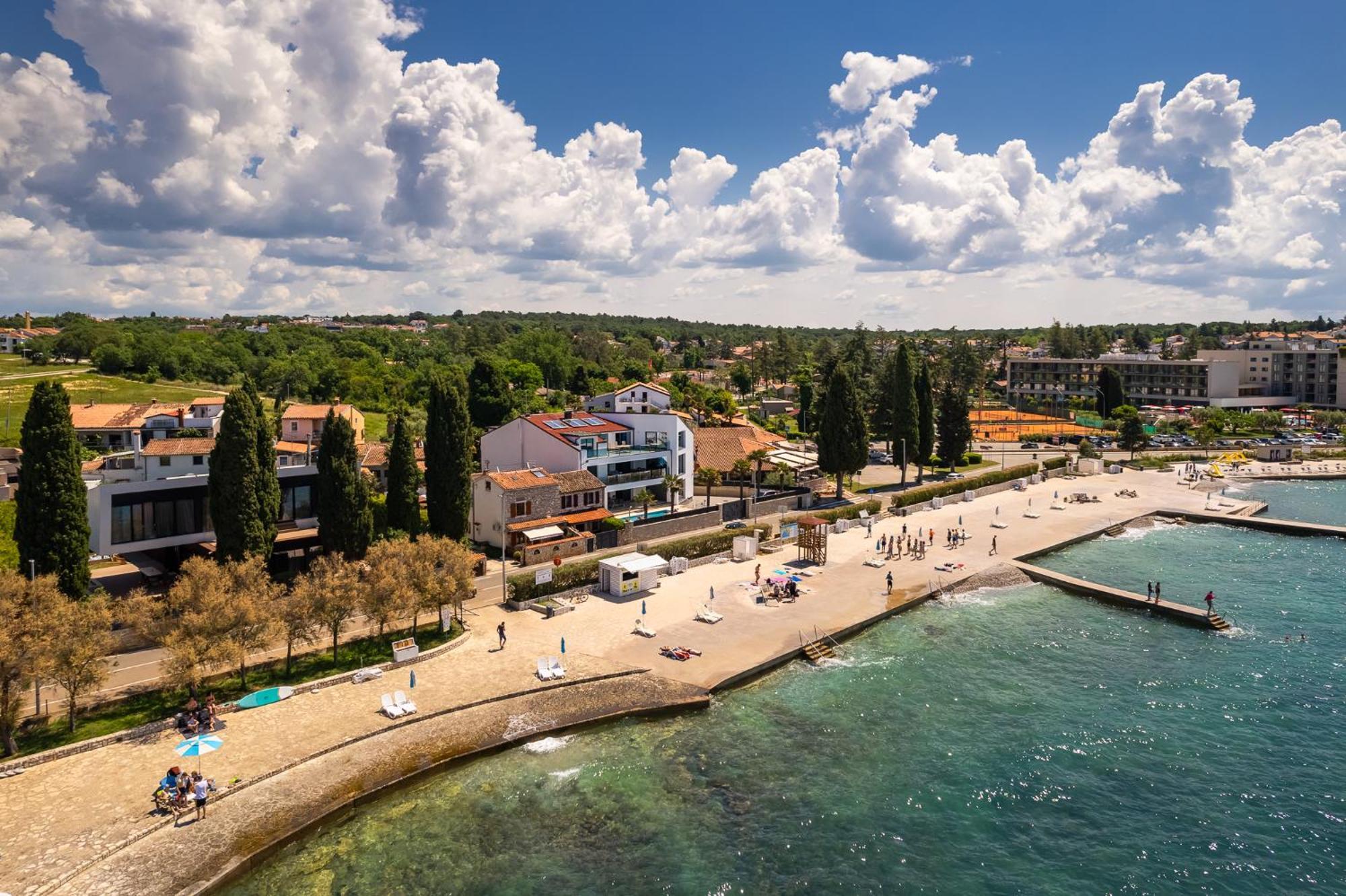 Beach House - Sea Breeze Poreč Kültér fotó