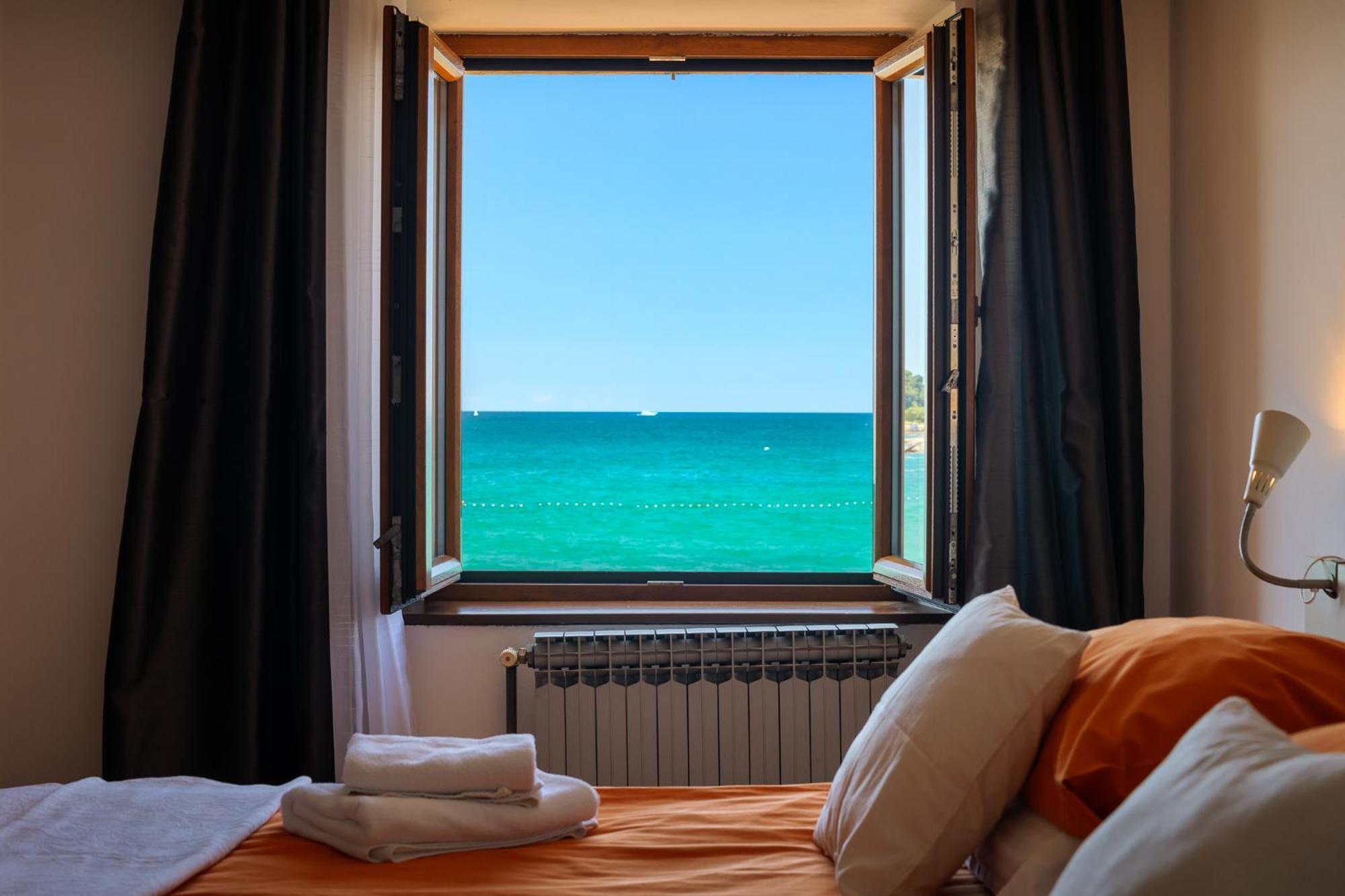 Beach House - Sea Breeze Poreč Kültér fotó